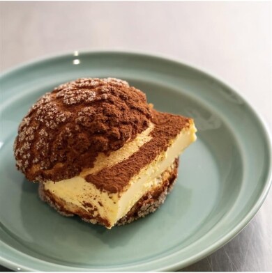 西館1階に「モーローバウ」(ティラミスメロンパン)が期間限定OPEN‼